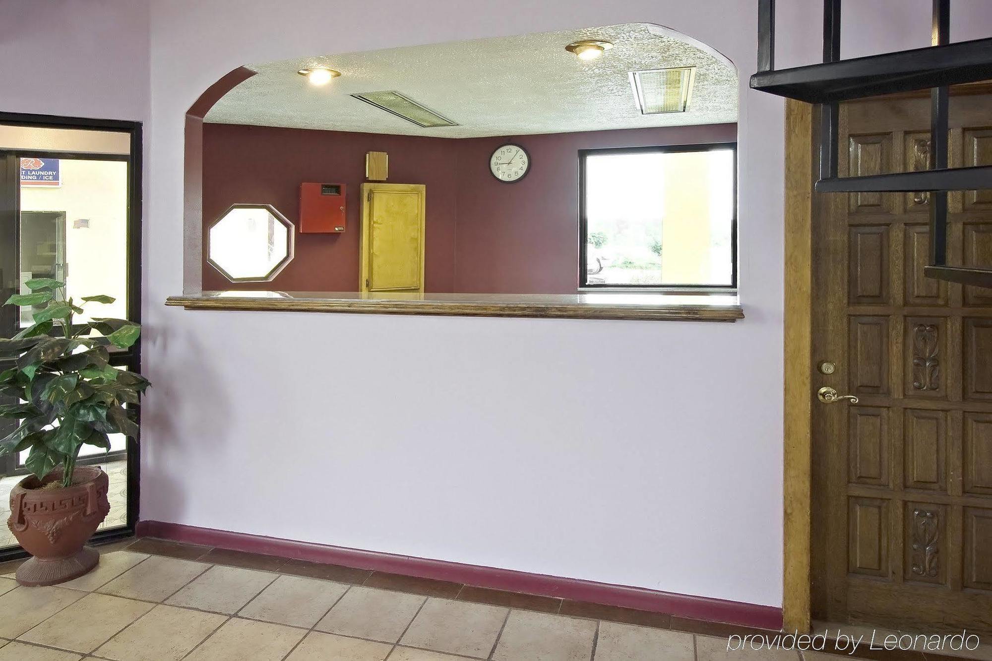 Americas Best Value Inn - Vicksburg Interior foto